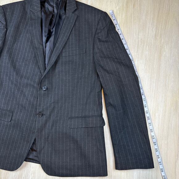 ASOS Classic Pinstripe Two Button Notched Lapel Lined Men's Blazer Jacket 46R - Picture 2 of 14